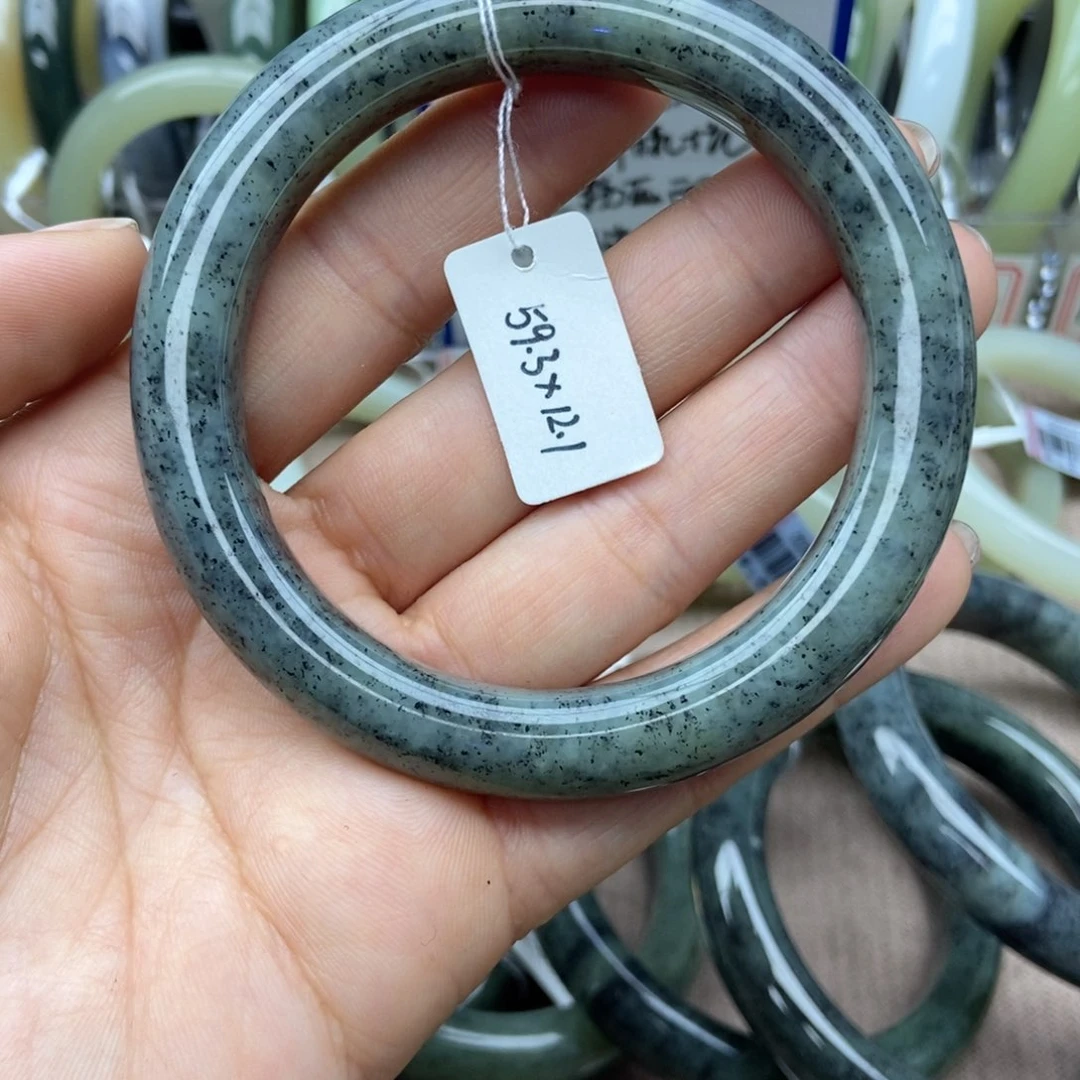 和田玉手镯未镶嵌a*u