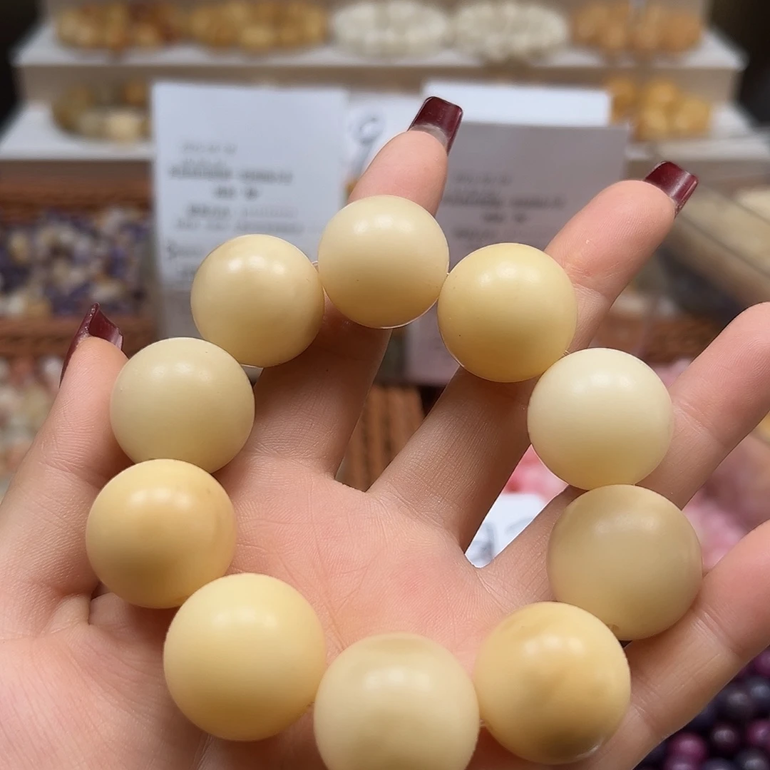手串菩提根/象牙果微瑕22左右圆1条