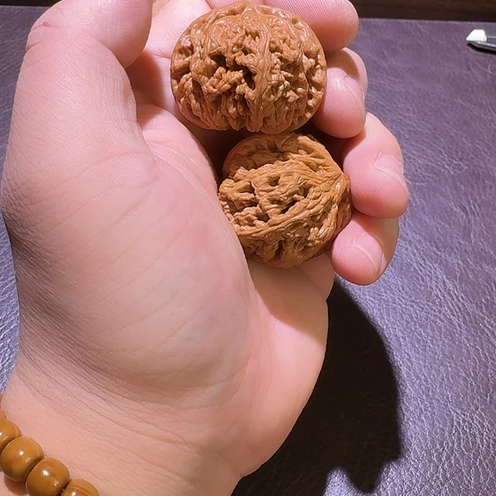 文玩核桃把件二号粗筋