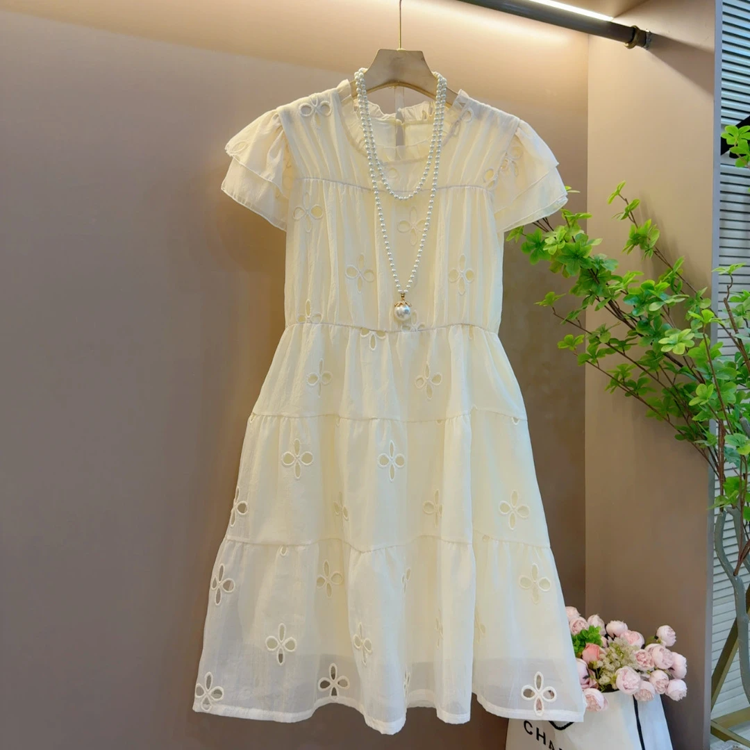 气质大码洋气夏季新款显瘦镂空时尚纯色百搭连衣裙（衣长94左右）