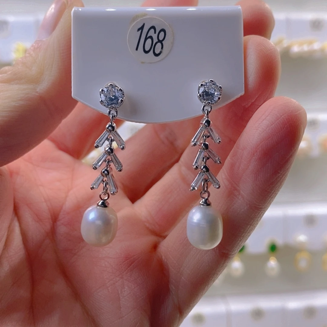 淡水珍珠耳饰未镶嵌