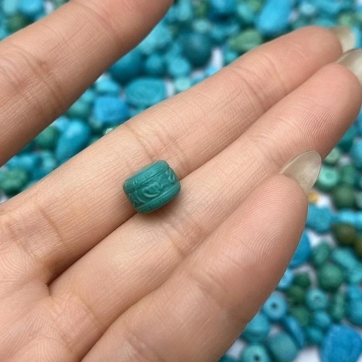 未镶嵌绿松石珠宝奇石