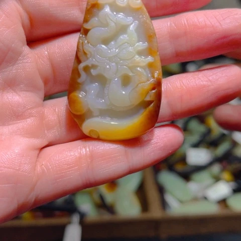 【闪购商品】和田玉未镶嵌颈饰