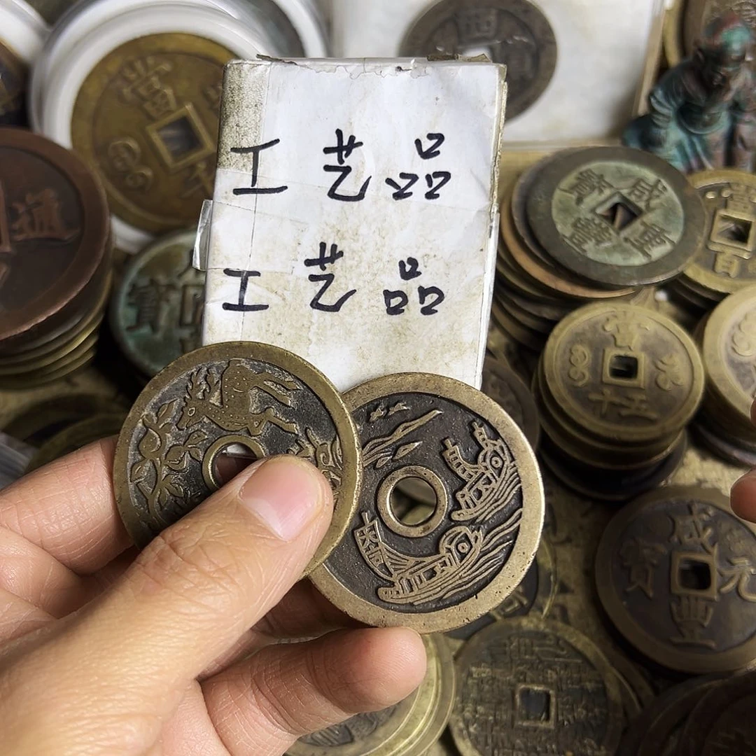 铜?****?现代文创工艺品