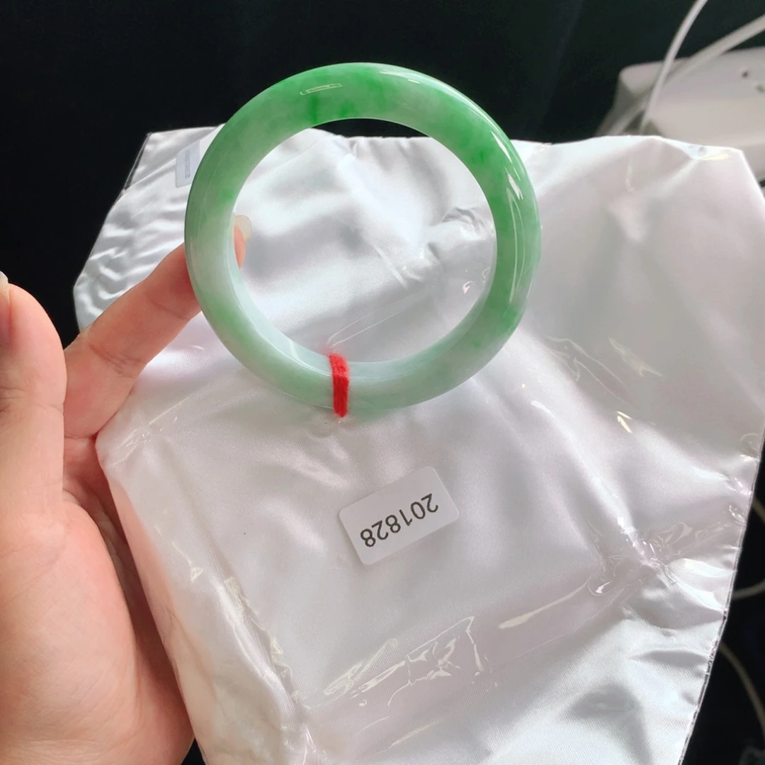 未镶嵌手镯翡翠03
