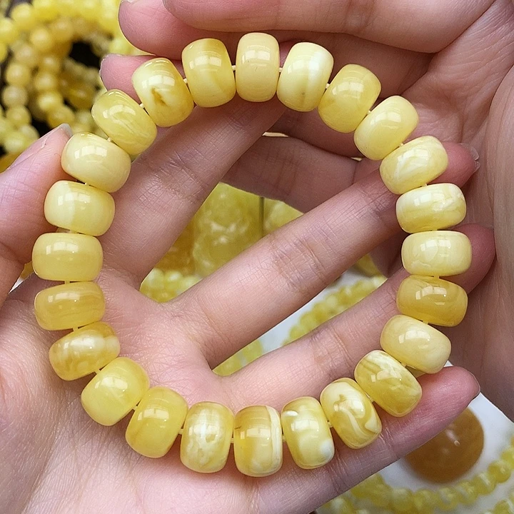 海***少蜜蜡未镶嵌珠宝奇石