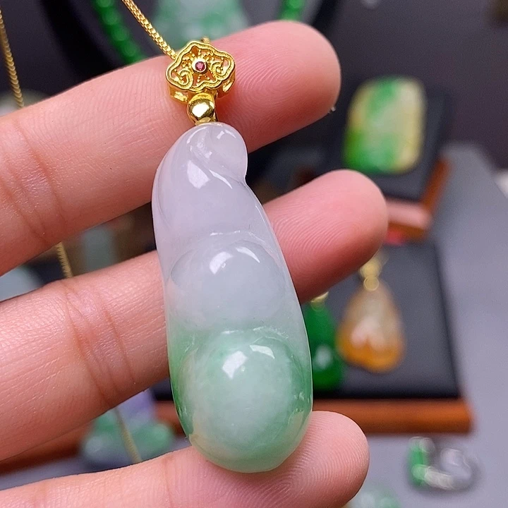 吊坠(赠链)未镶嵌翡翠