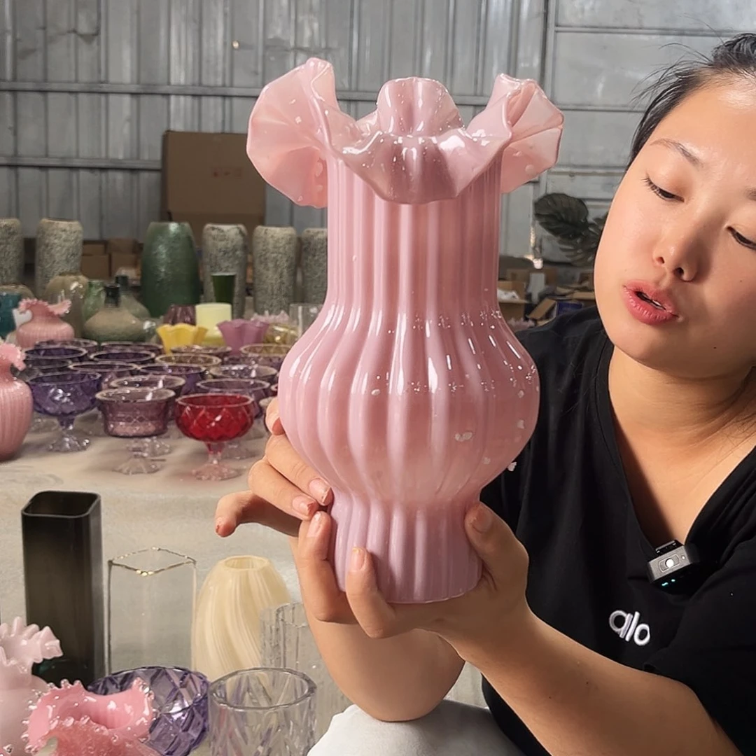 水晶花瓶深粉色芬顿