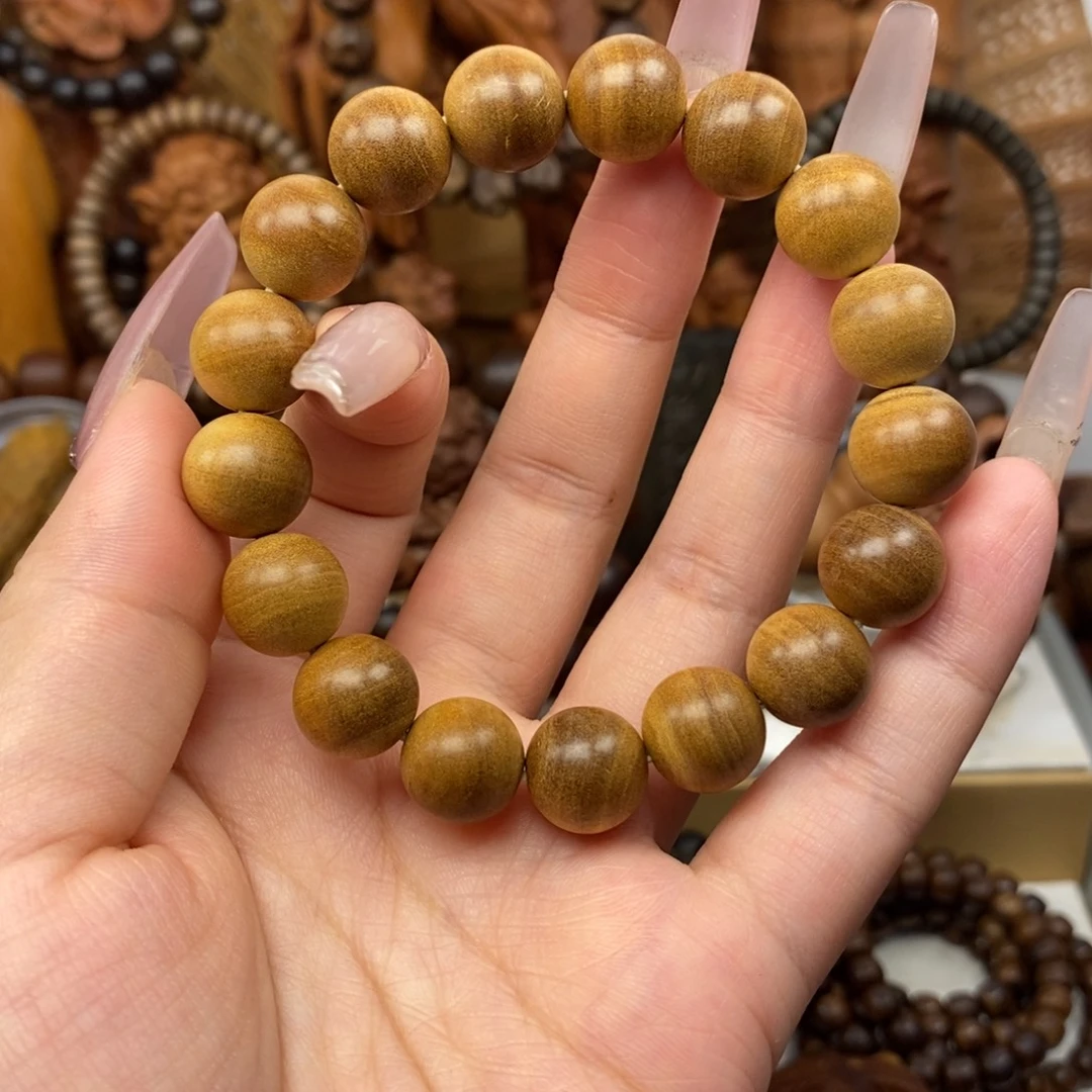 檀香木手串/手链迈索尔老山檀香1.2横纹奶香，微瑕