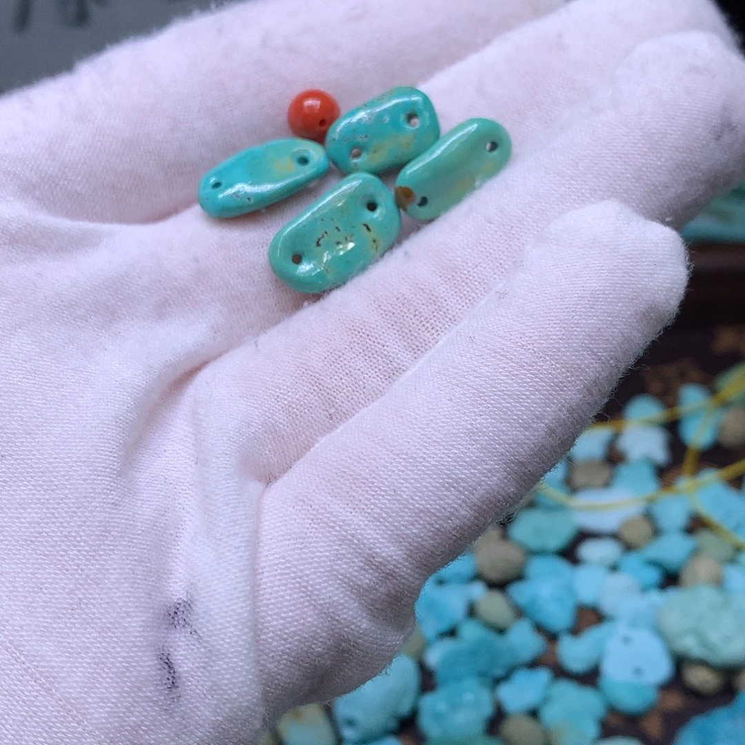 南红玛瑙未镶嵌珠宝奇石