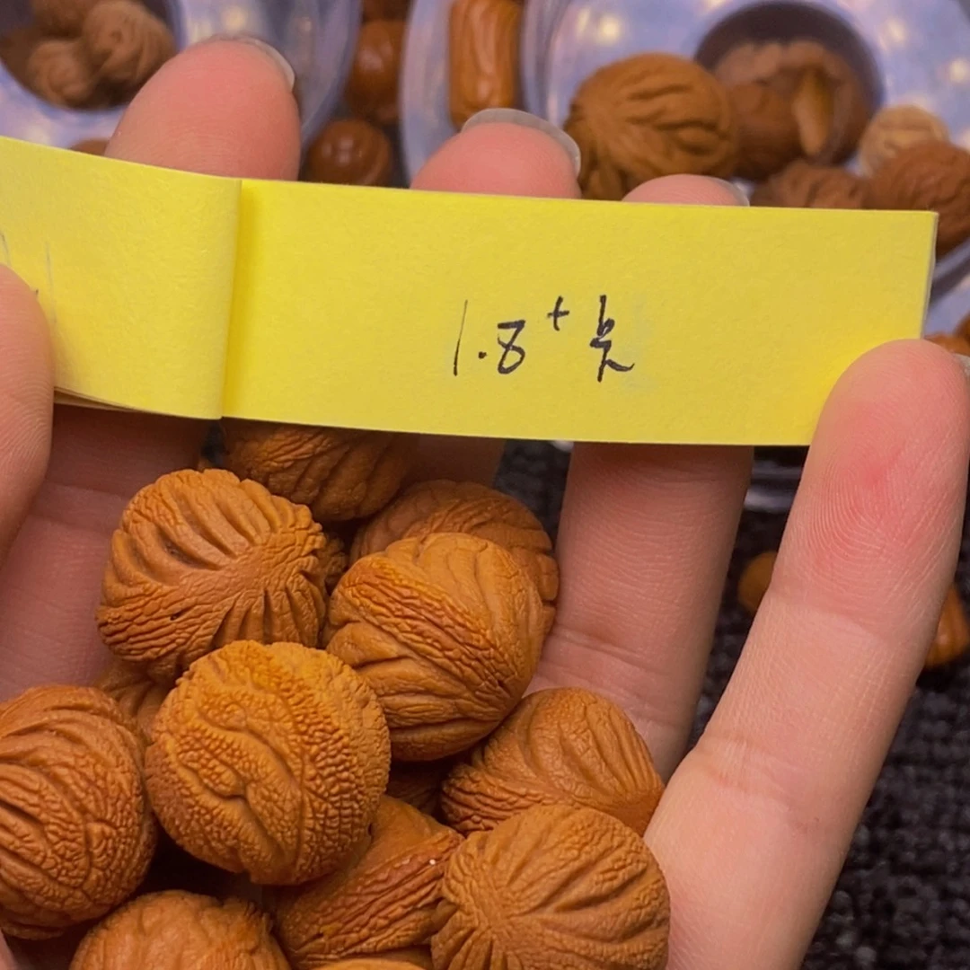 秦岭山脉龙纹桃核 14