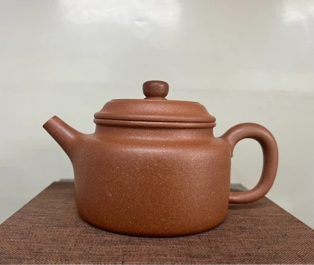 德钟壶，黄龙山原矿宝山40目红降坡，半手工制作，容量210cc