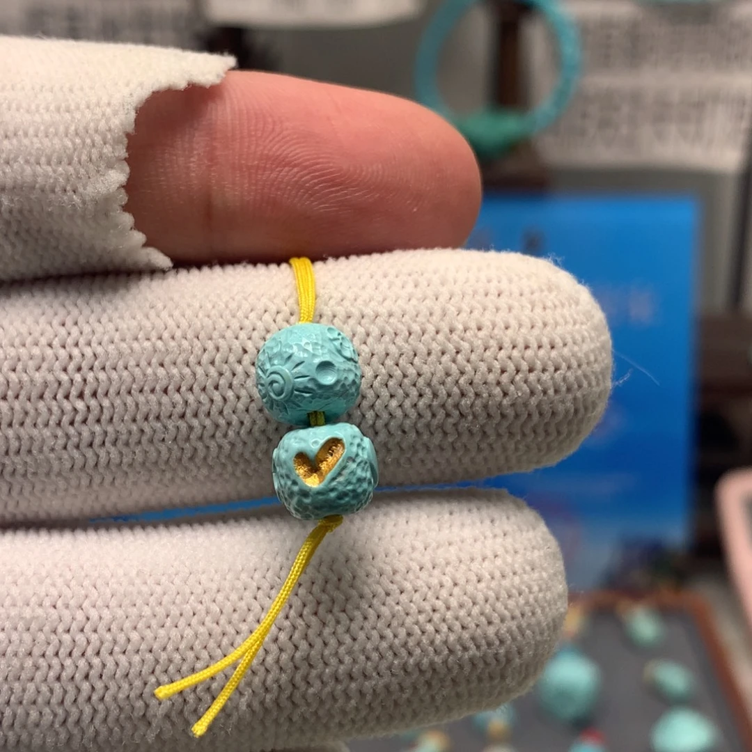 绿松石未镶嵌挂件