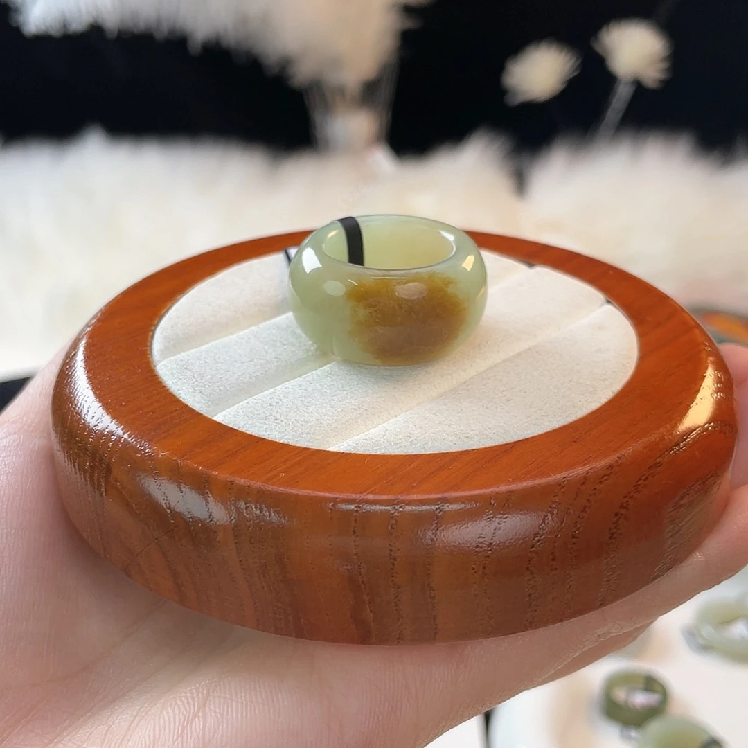 和田玉未镶嵌戒指飘糖墩墩18.34mmj138