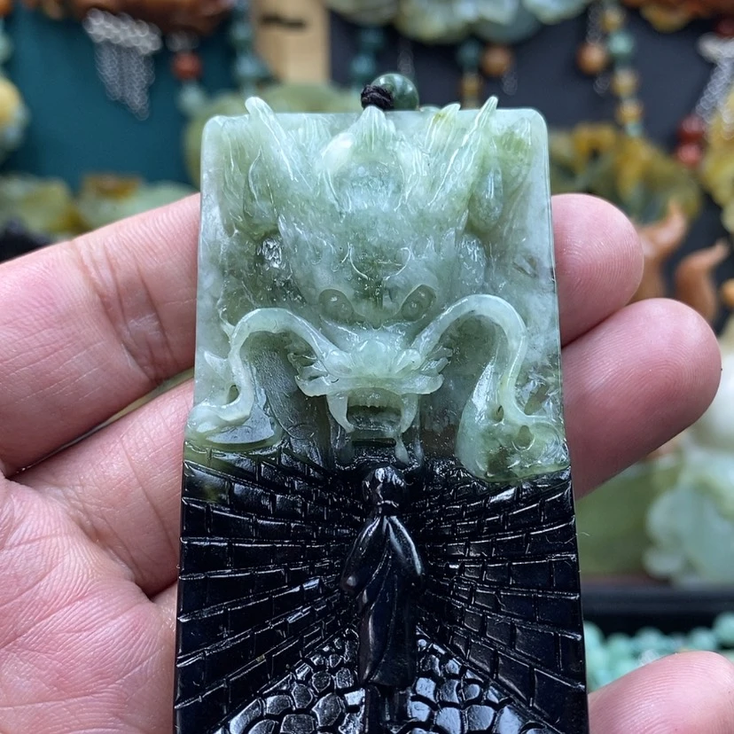 【闪购商品】未镶嵌蛇纹石玉吊坠