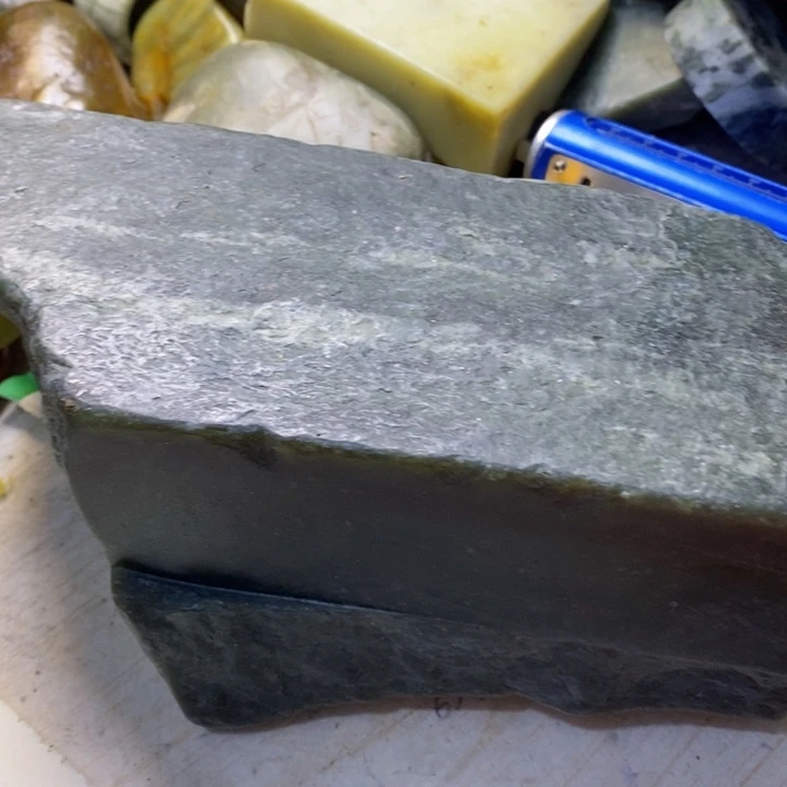 透闪石质玉珠宝半成品未镶嵌