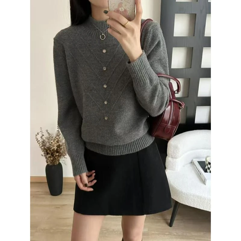 810.【   灰    一字水砖扣加厚毛衣】高级感气质针织女毛衣