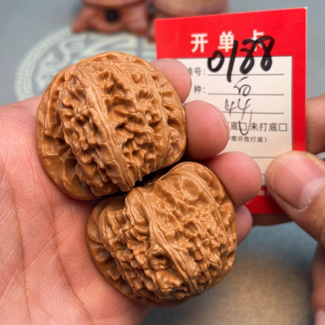 文玩核桃吊坠文玩