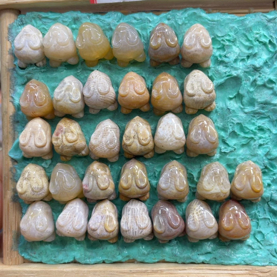 硅化玉未镶嵌颈饰小兔子15米1个