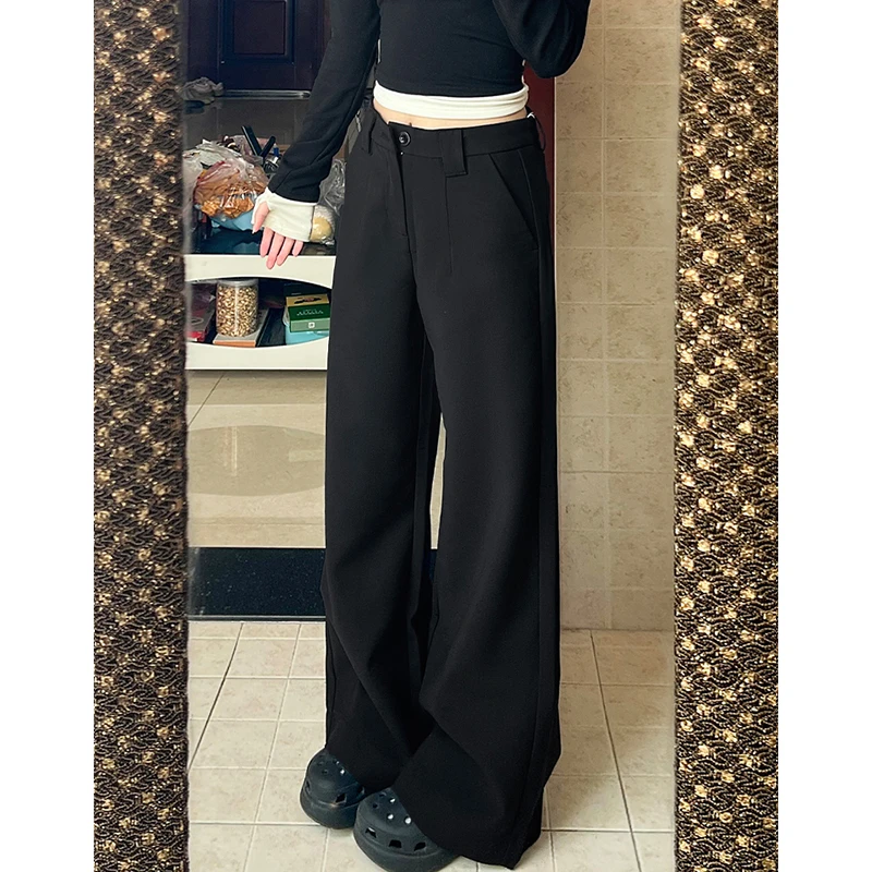 黑色百搭直筒阔腿休闲裤女秋季大码宽松梨型身材遮胯显瘦西装裤子