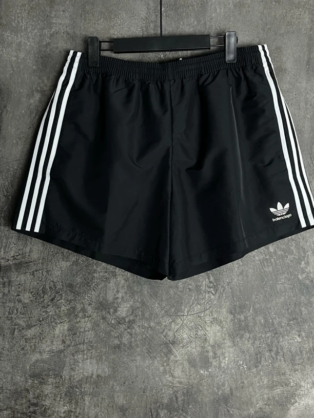 全新未使用 Balenciaga/巴黎世家 Adidas联名条纹尼龙短裤/05065