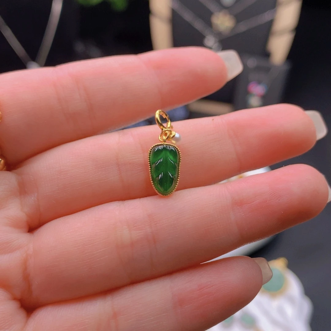 颈饰银S925镀金镶嵌翡翠翡翠a货叶子提溜吊坠