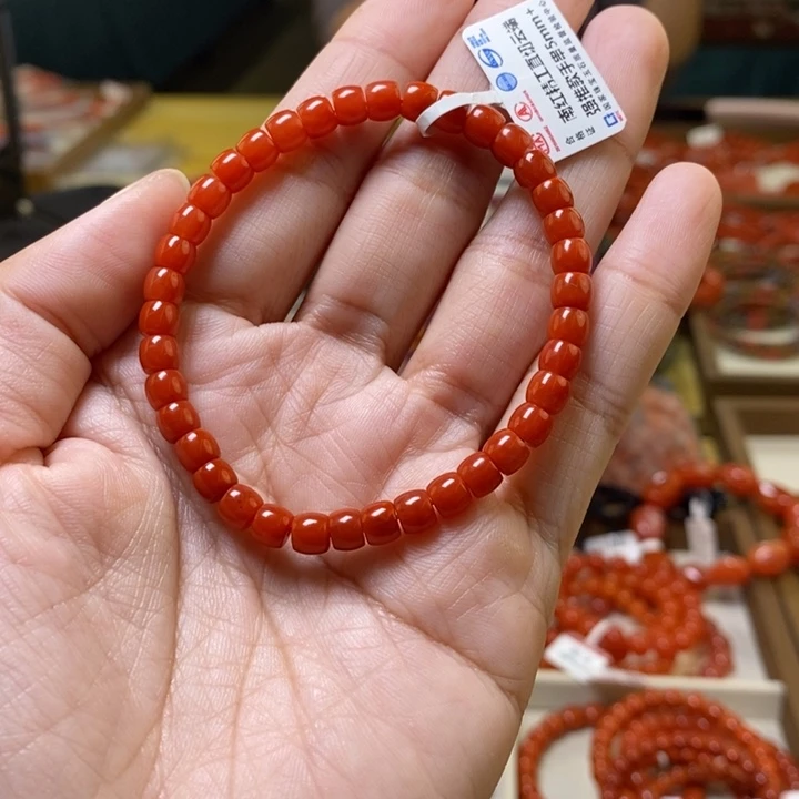 未镶嵌卡5南红玛瑙依*