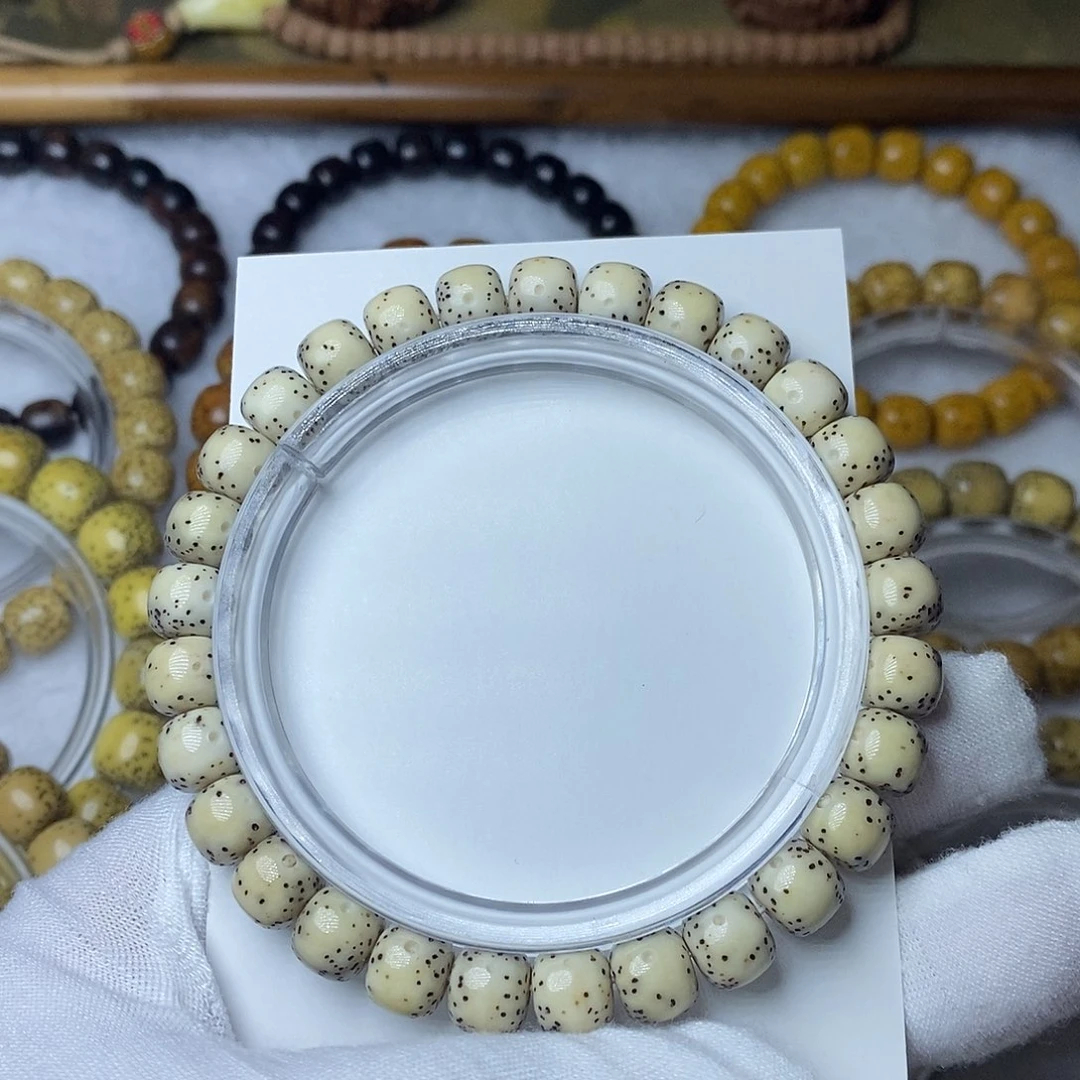 星月菩提手串87瓷白大留白