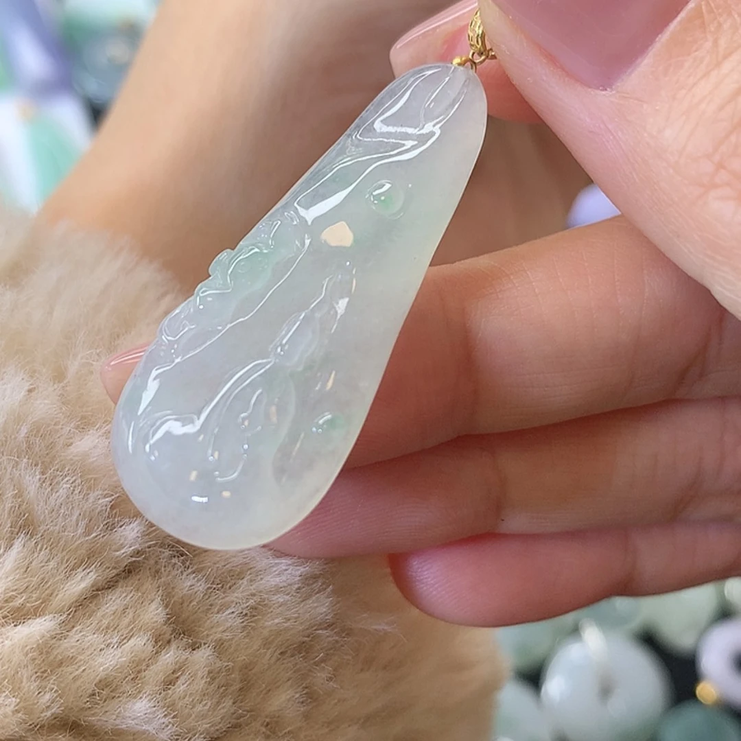 【闪购商品】翡翠吊坠(赠链)18K金镶嵌