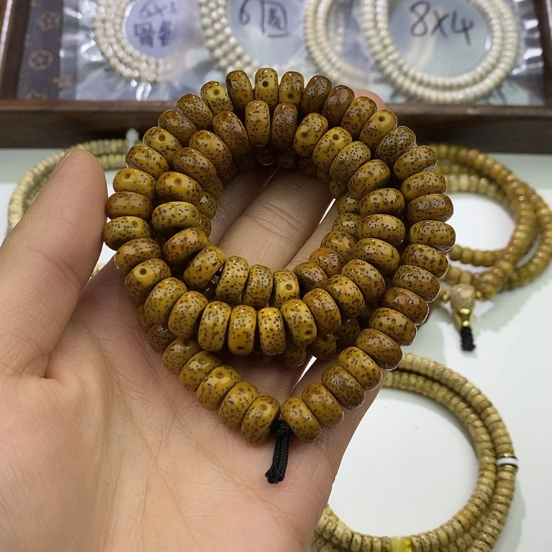吊坠星月菩提12×6藏式，128颗，七年左右，一物一图