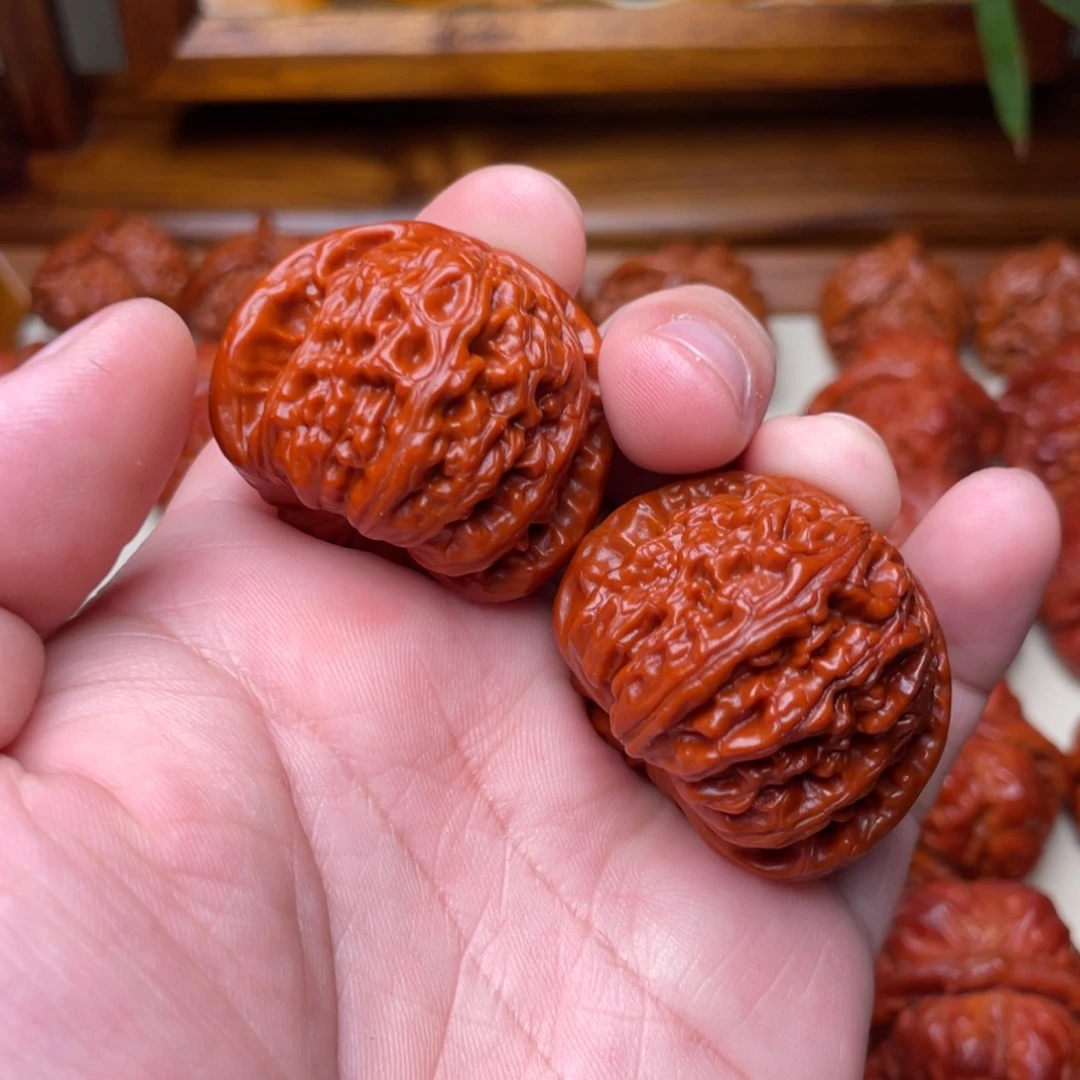 文玩核桃把件白狮子39