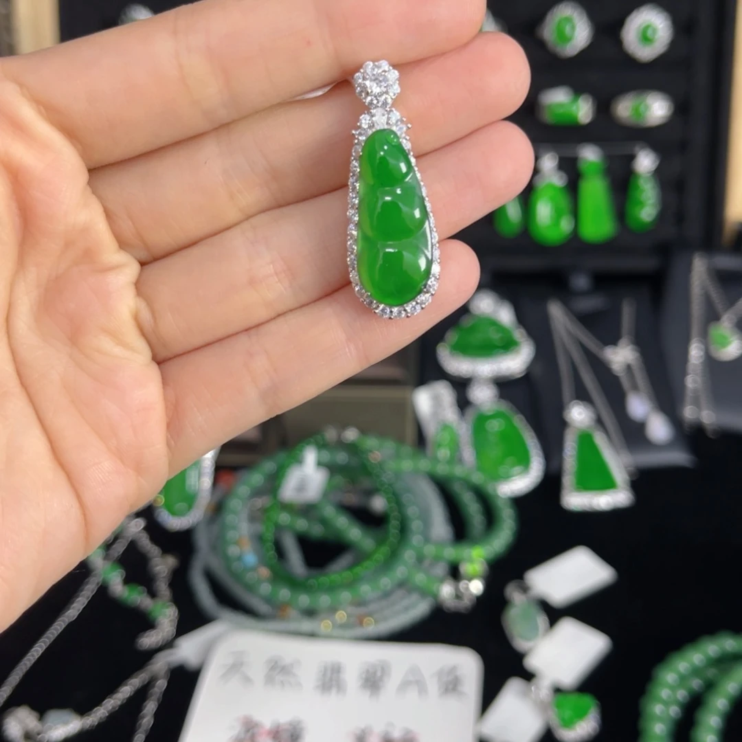 翡翠戒指银S925镶嵌福豆吊坠