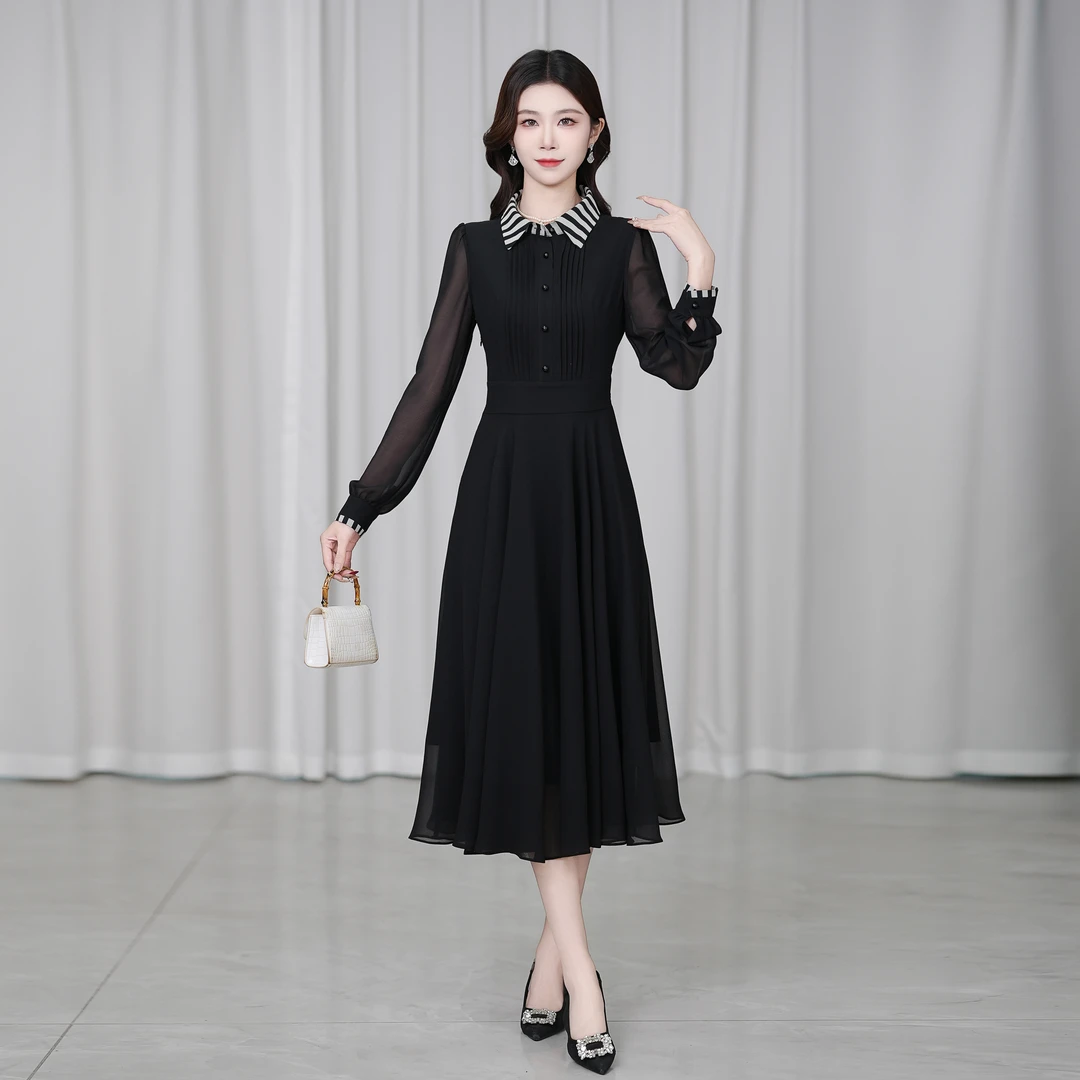 2025年春季尤莱特穿搭纯色时尚气质显瘦松紧腰轻奢长裙连衣裙