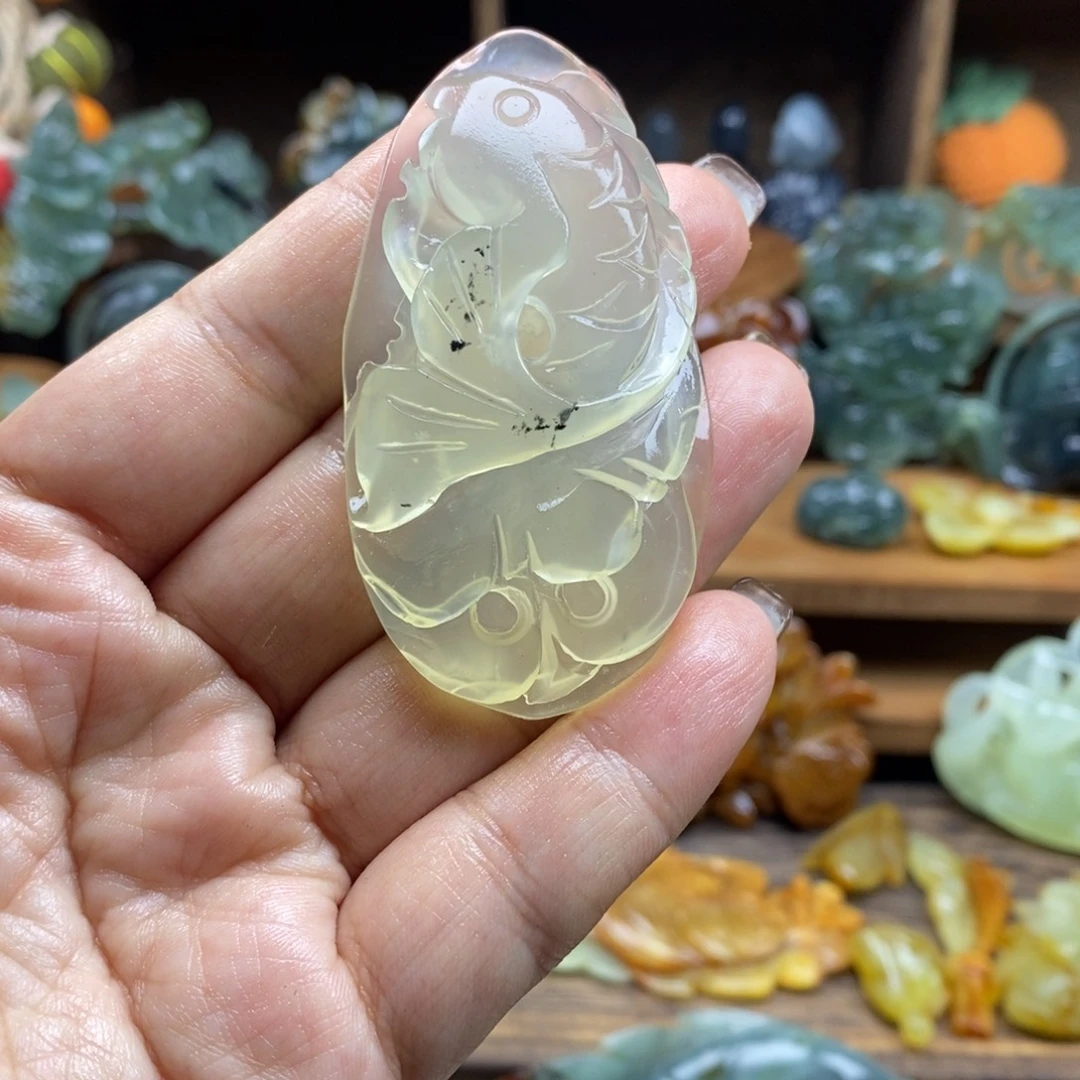蛇纹石玉未镶嵌吊坠(赠链)