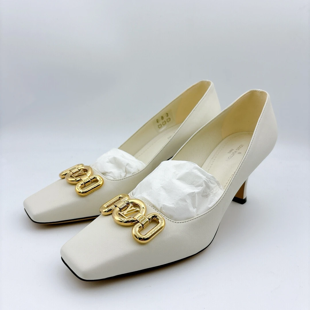 全新未使用 LouisVuitton/路易威登 37码/象牙白高跟鞋/BM00731
