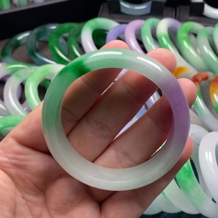 A***琴仿水晶非金属高端手镯时尚百搭款式