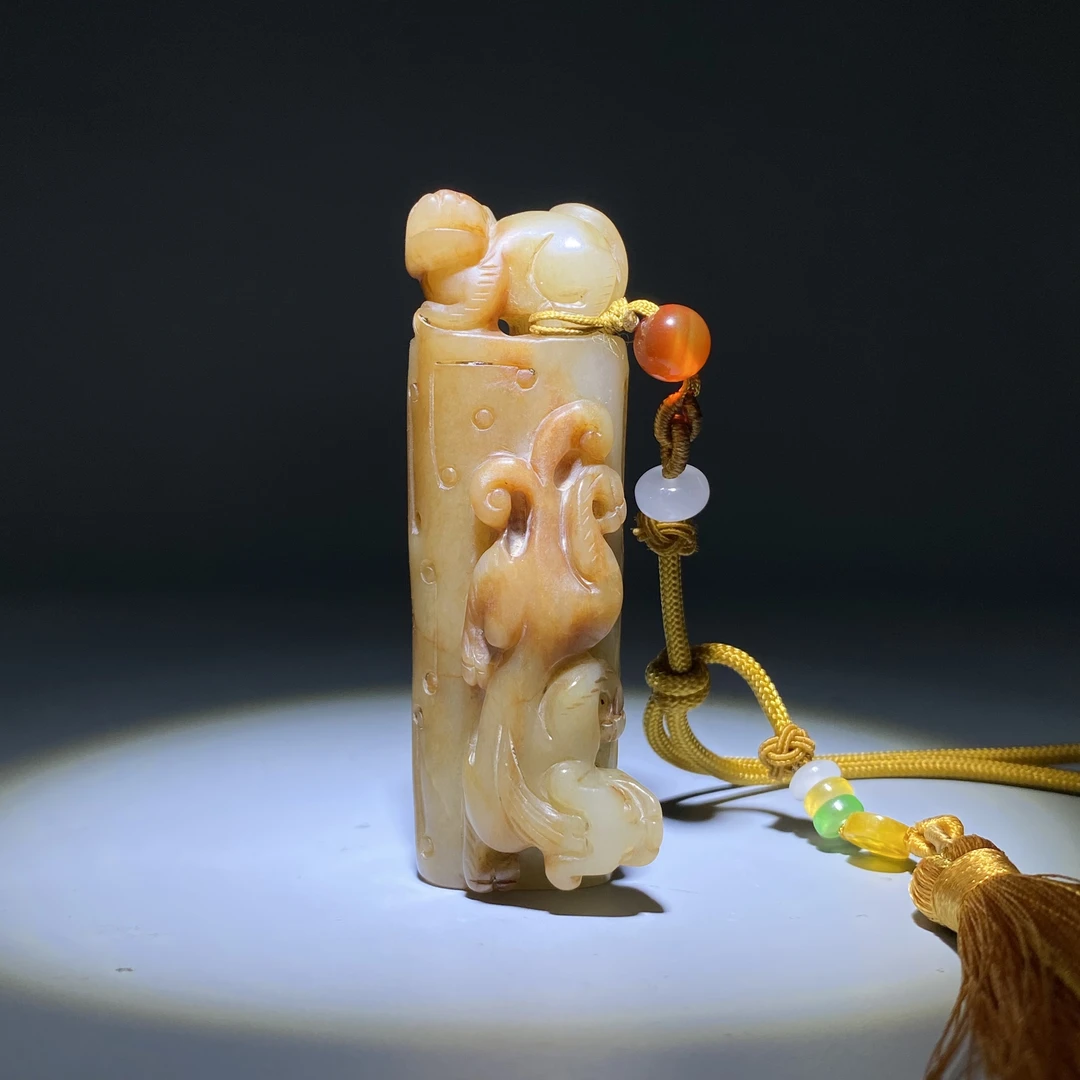 清-古玉螭龙守护把件2504010036