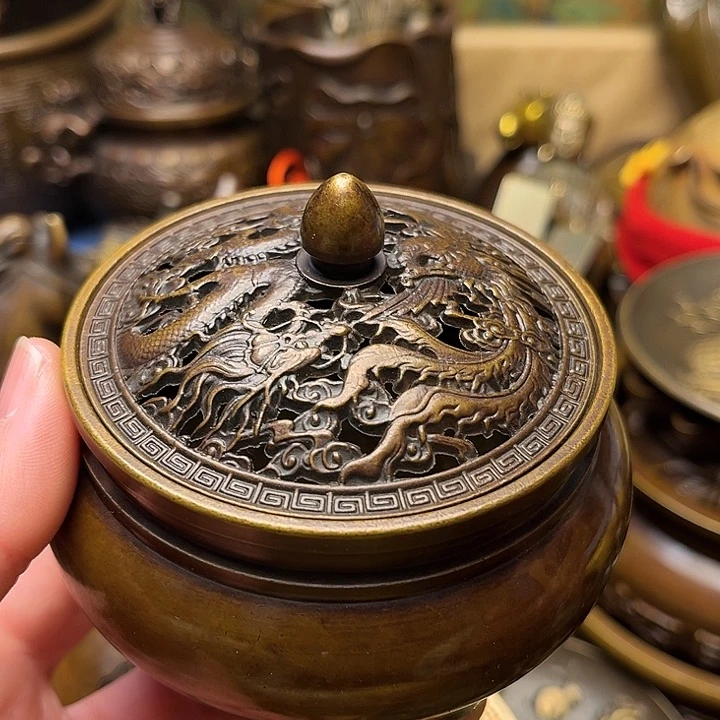 精美铜器批发档口