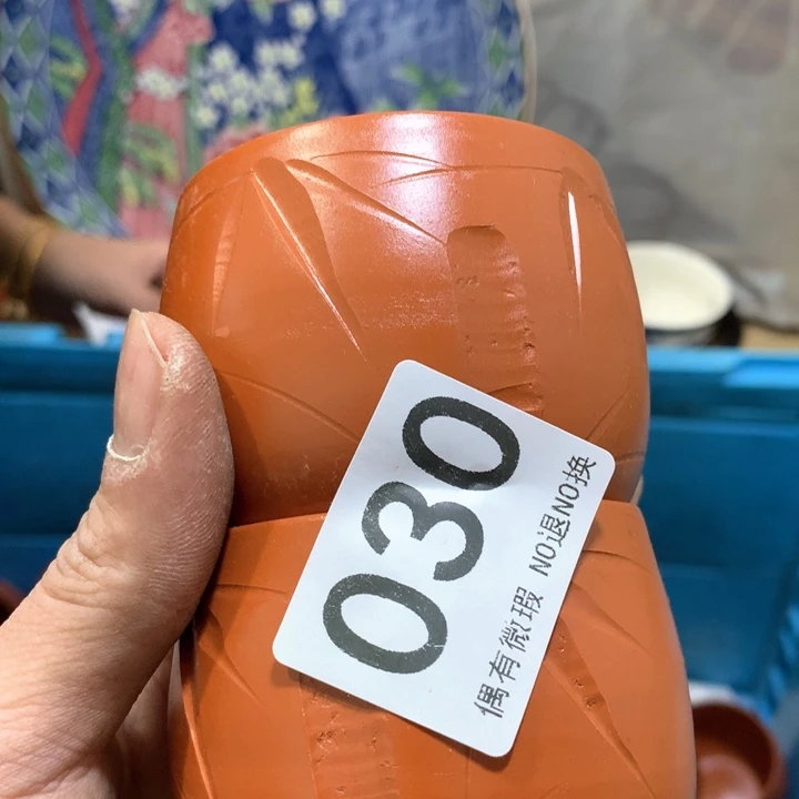 盘猫**猫我也很开心很满足地看过很多电视了