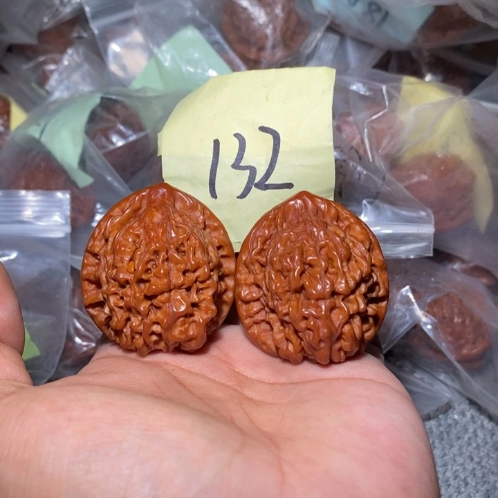 桃核把件42尺官帽