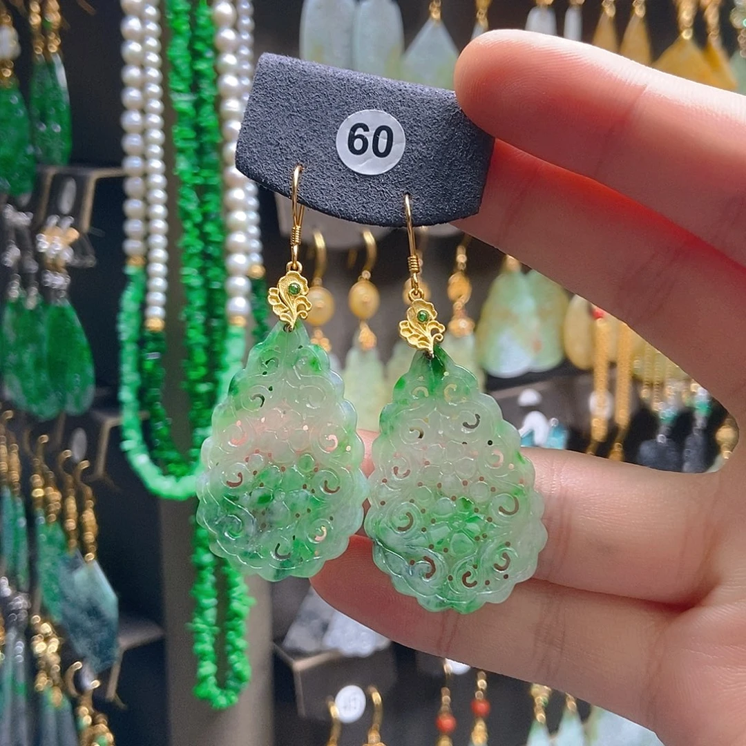 翡翠未镶嵌耳饰翡翠