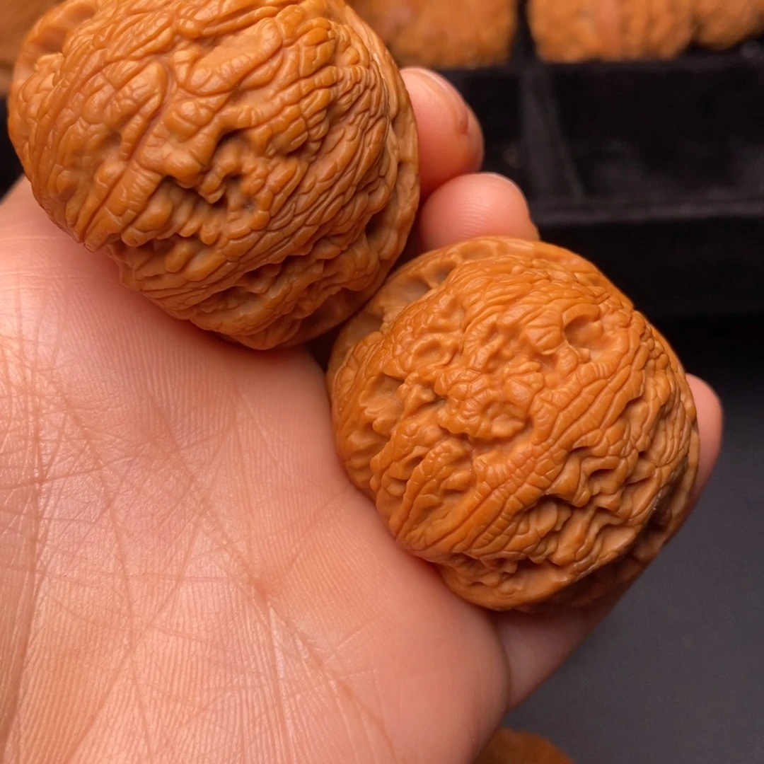 文玩核桃吊坠秦岭野生核桃