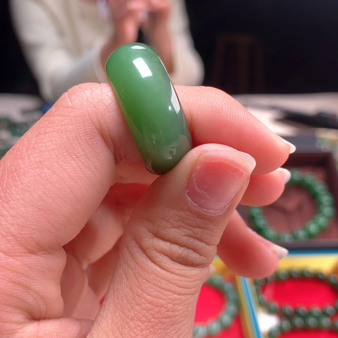 和田玉（碧玉）戒指未镶嵌