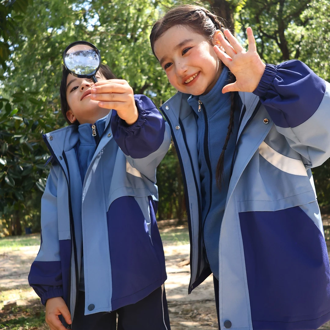 江西省赣州市中小学生秋冬款冲锋衣校服三件套防风防水