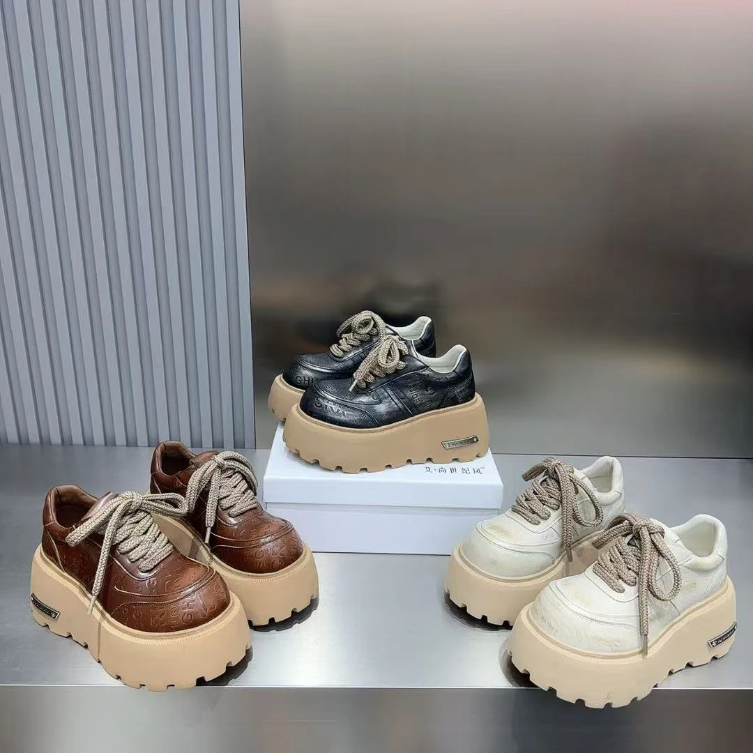 欧货小众设计感厚底增高乐福鞋女2025年新款时尚休闲鞋单鞋小皮鞋