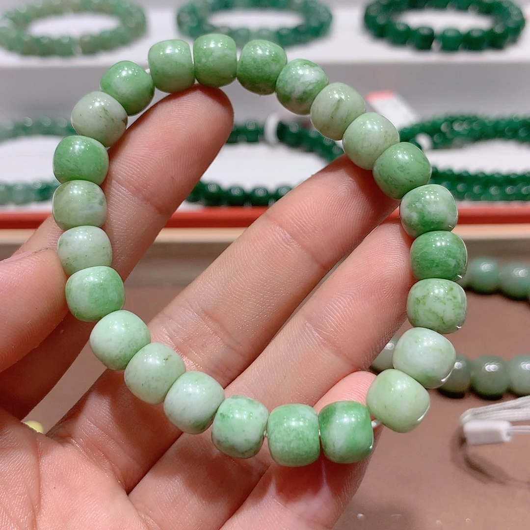 独山玉未镶嵌挂件