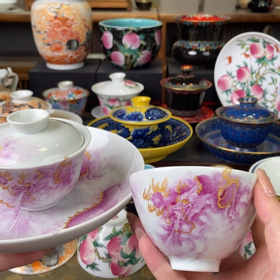 陶瓷艺术品有限公司董事长的时候就