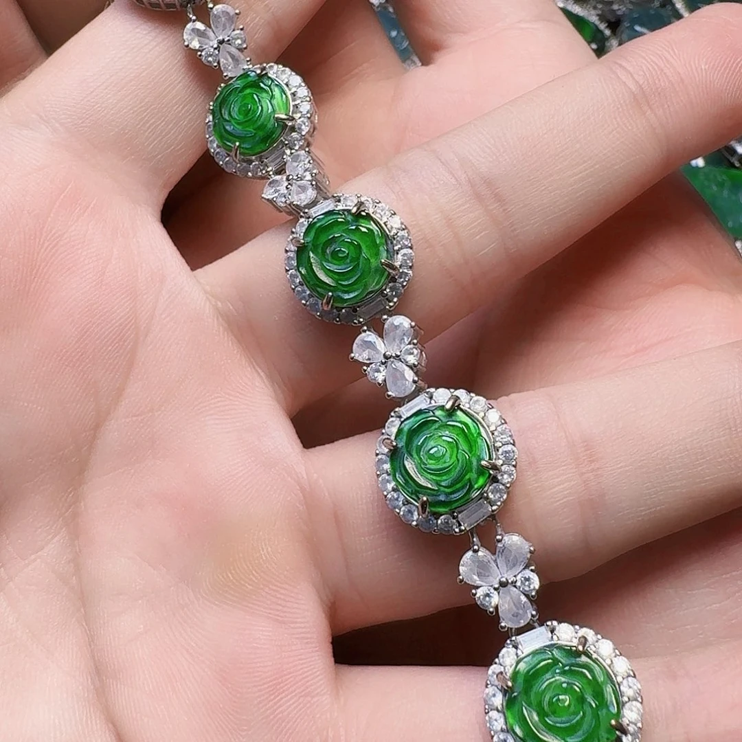 翡翠未镶嵌颈饰天然A货翡翠放漏