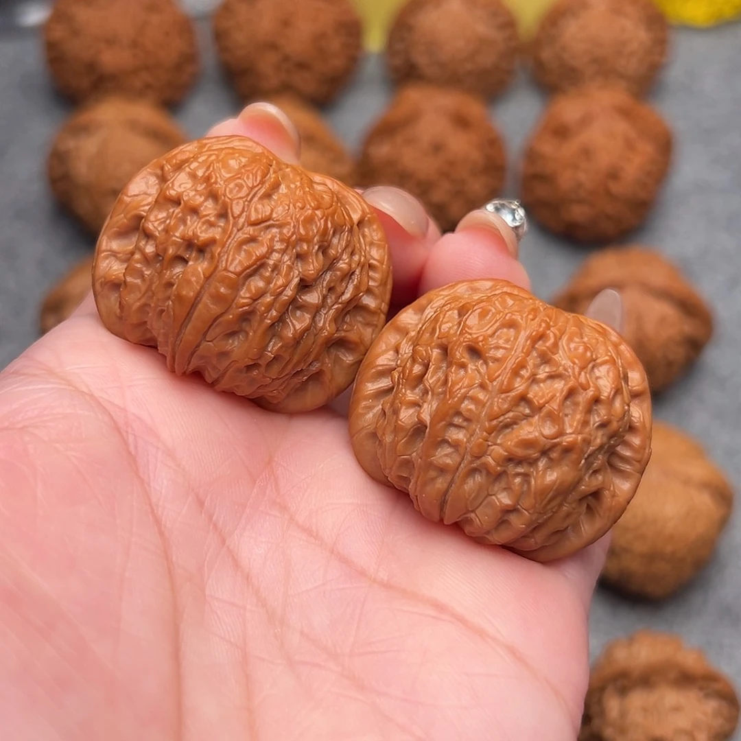 把件文玩核桃精品秒拍价血麒麟38