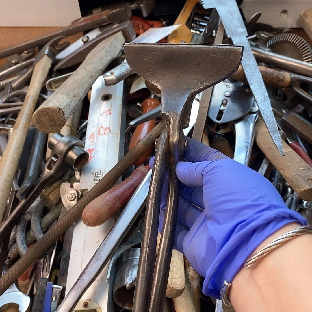 毛****五金工具制造工艺